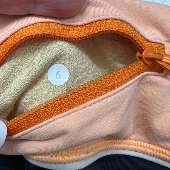 Lululemon Run Pace Crop Petit Dot women's leggings size 6 - Picture 5 of 5